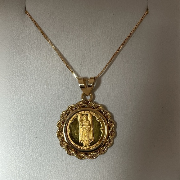 Solid 24K Yellow Gold Coin Raphael Angel & 14K Bezel Pendant Neck Chain Necklace - Picture 9 of 15